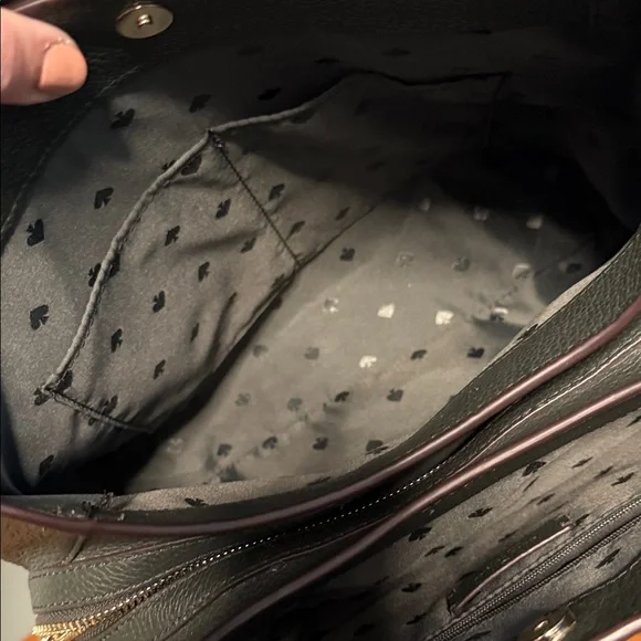 Dark Green Leather Tote - Picture 5 of 8